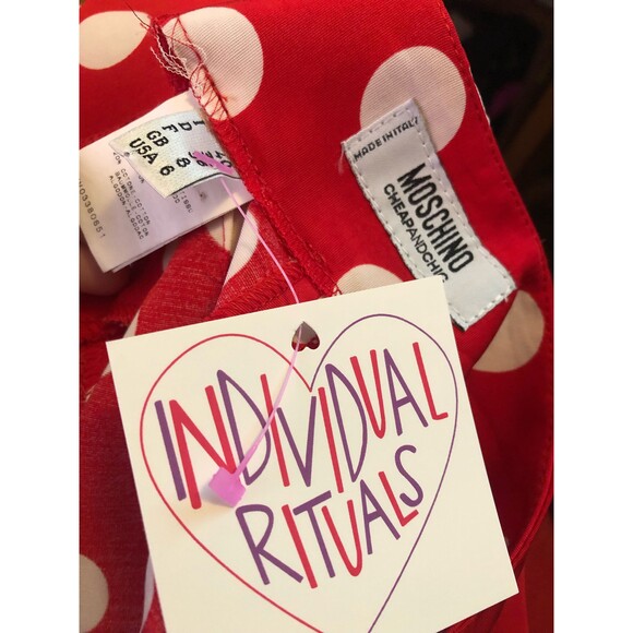 Y2K MOSCHINO CHEAP and CHIC. Red & White Polka Dot Cropped Trousers. XS-S - Picture 10 of 10